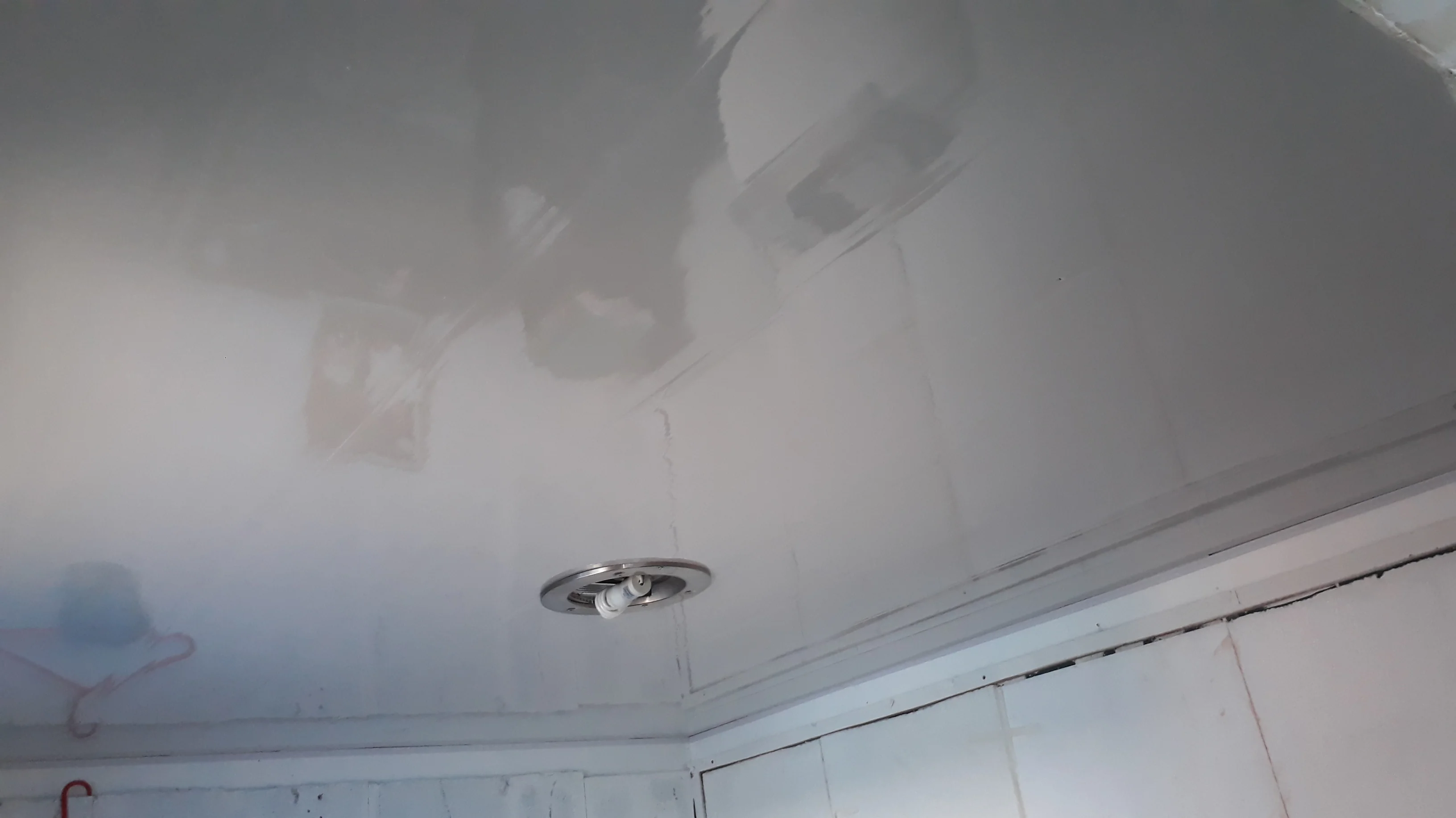 Hotel | Instalación de Techo para Área Administrativa 12